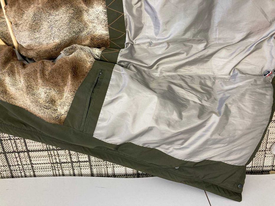 Зимова чоловіча куртка