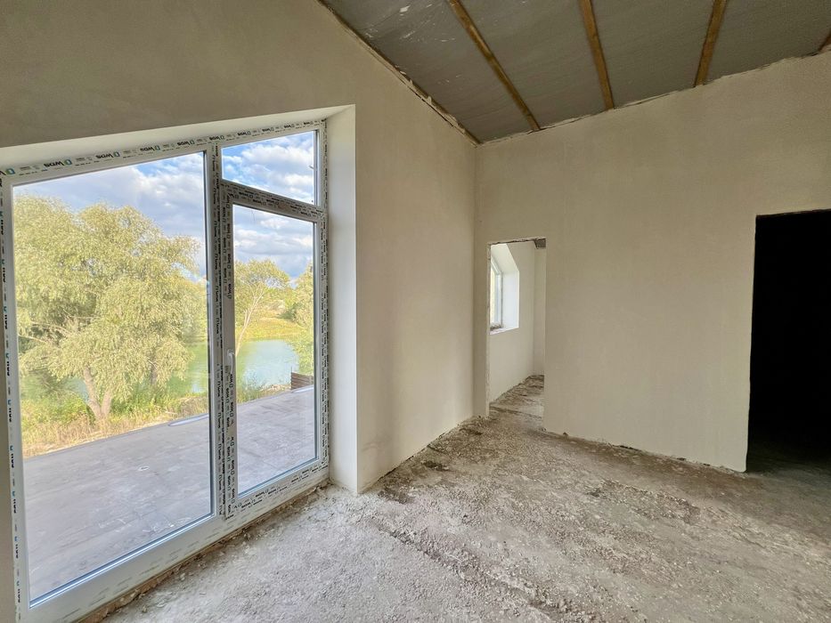 Будинок на 13 сотках з виходом до озера, 5 хв. до Бучанського парку