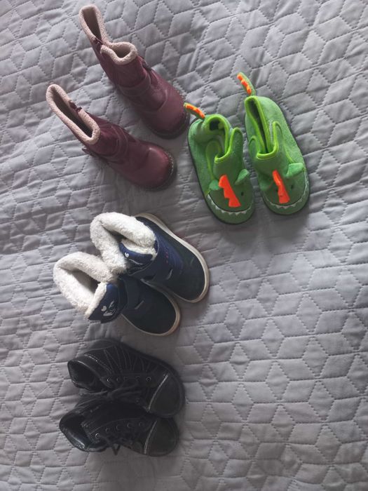 Zimowe buty dla dziewczynki