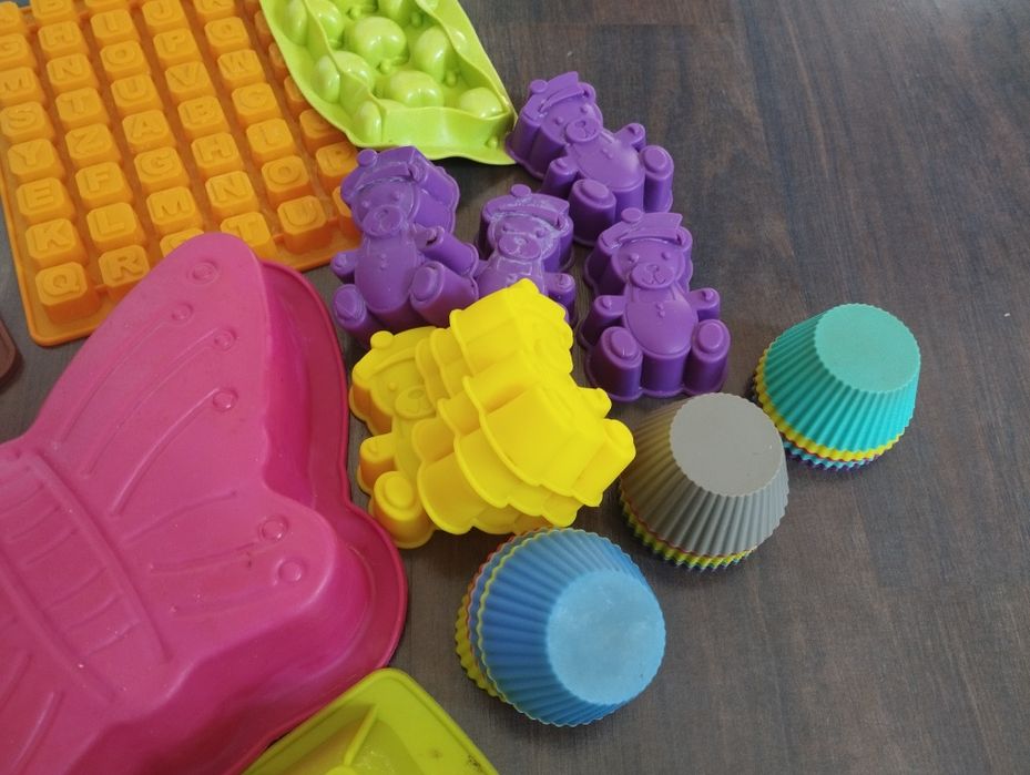 Foremki silikonowe babeczki ciasto