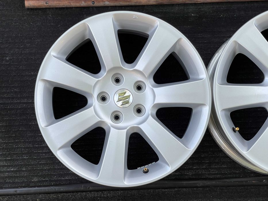 диски R18 7j ET45 5x114.3 dia60.1 SUZUKI