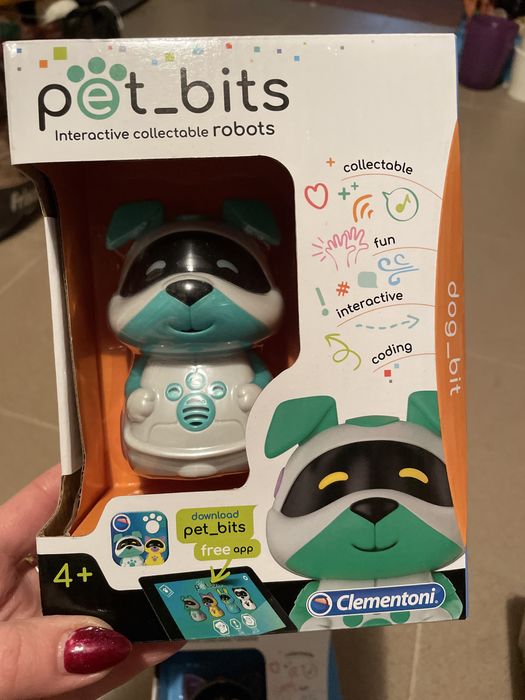 Pet_bits interaktywny robot