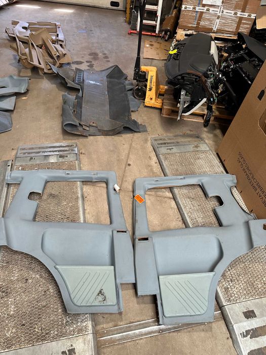 Land Rover Discovery 200 forras azul interior 3 portas