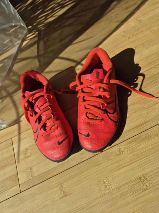 Piłkarskie  buty Nike