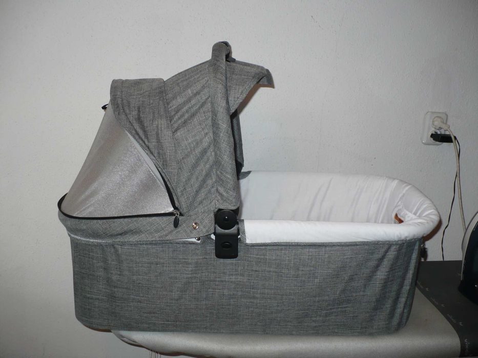 Gondola Valco Baby z wieloma dodatkami