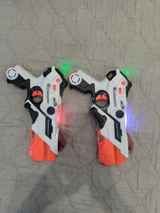 Nerf Laser Ops Pro AlphaPoint 2-Pack — лазертаг, 2 бластери, Hasbro
