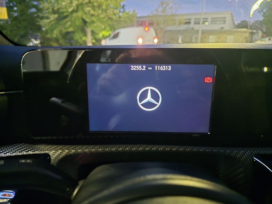 Mercedes-Benz A180d
