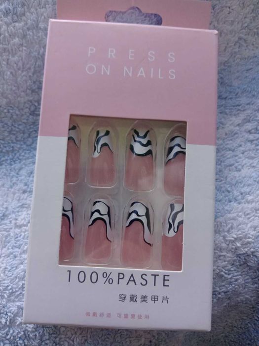 Накладные ногти  12грн