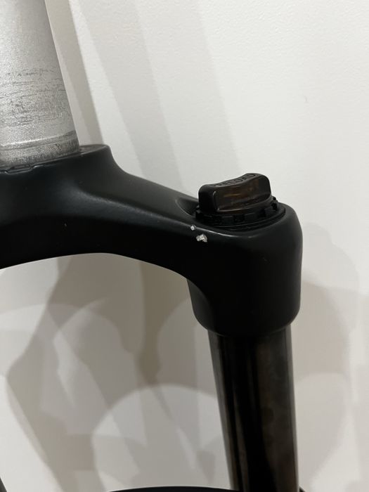 Продам вилку sr suntour  x1 coil RLR