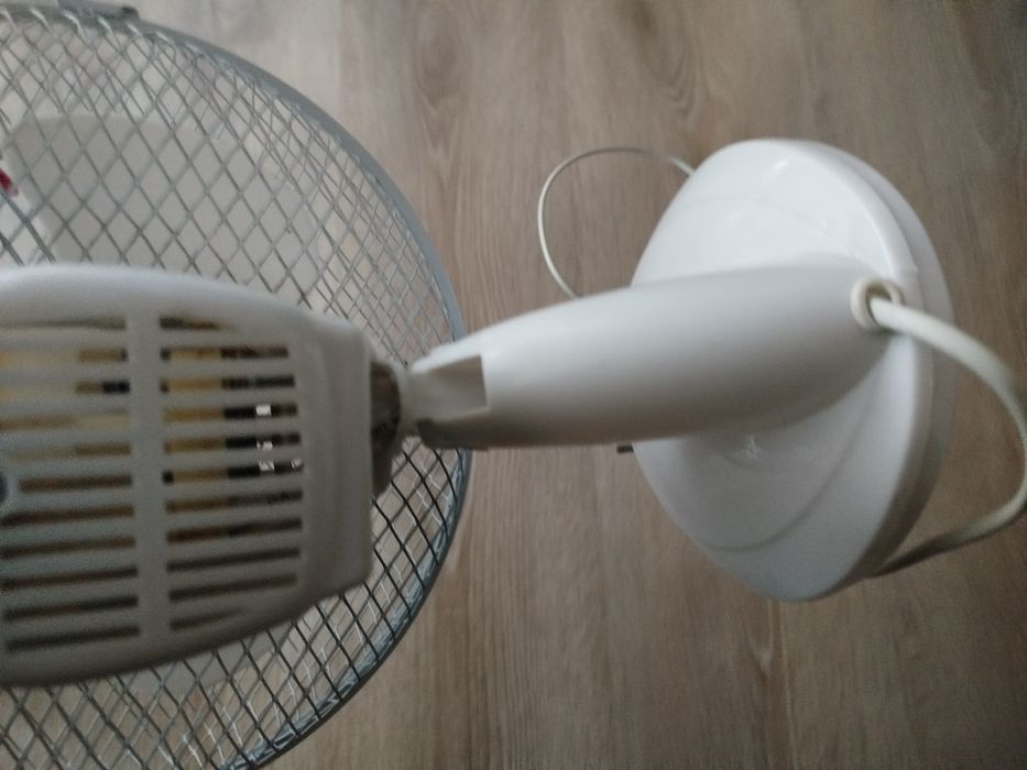 TriStar mały wentylator biurkowy