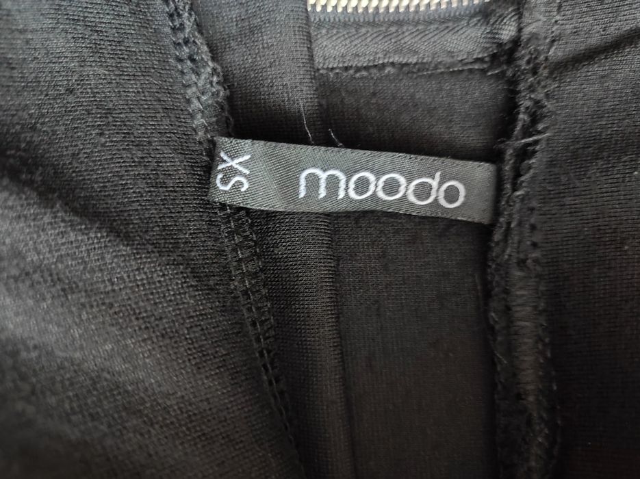 Spódnica czarna XS 34 Moodo ołówkowa