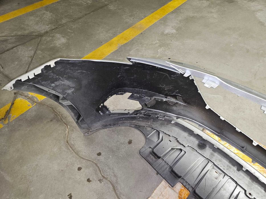 zderzak opel corsa E, kolor z176, pęknięcie