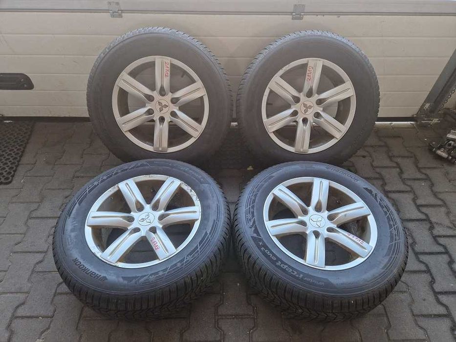 Mitsubishi Pajero Koła 265/60 R18 Felgi Aluminiowe 80Jx18 H2