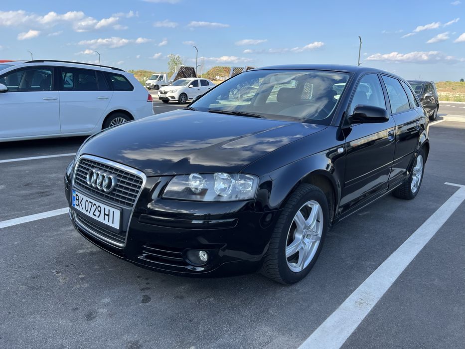 Audi a3 1.6 бензин