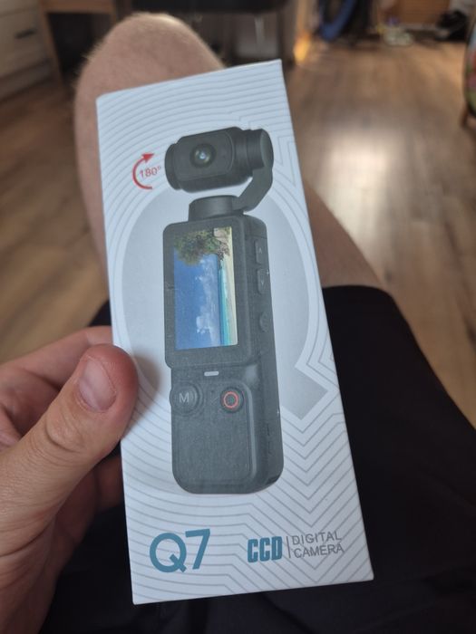 Kamerka pocket Q7