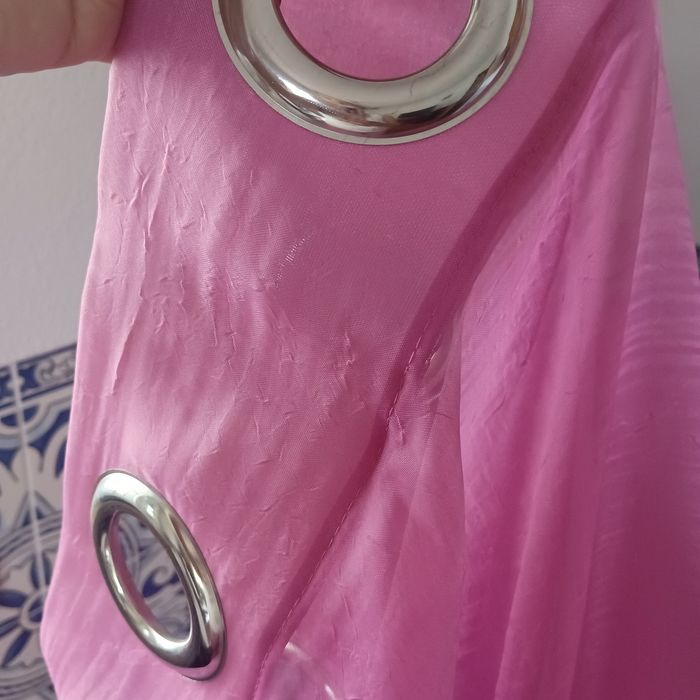 Cortinado rosa choque