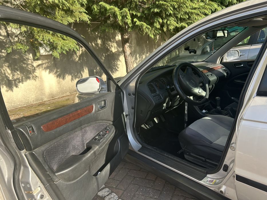 Honda Accord — fotografia 4