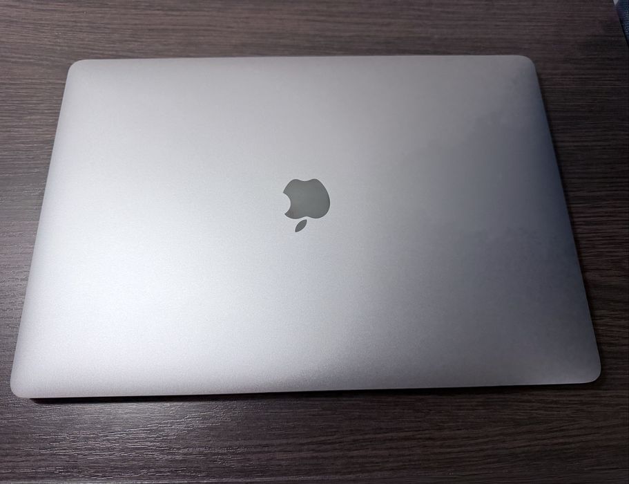 Macbook Pro 15’   SSD 500 Gb ,  intel i7(2,9GHz) ,  oзп- 16Gb
