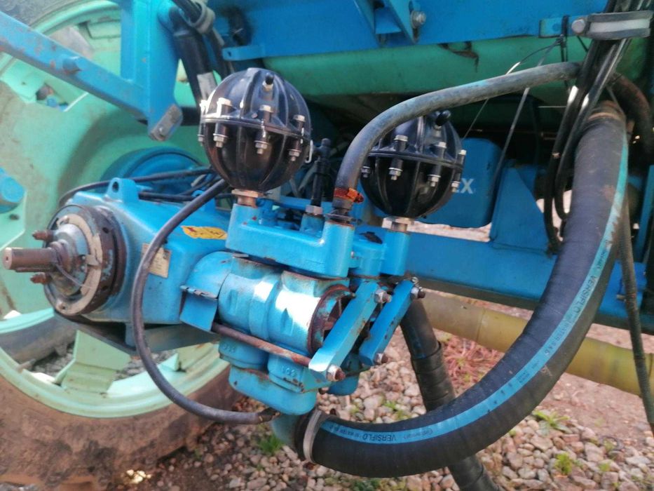 Обприскувач Berthoud-Tracker-3200