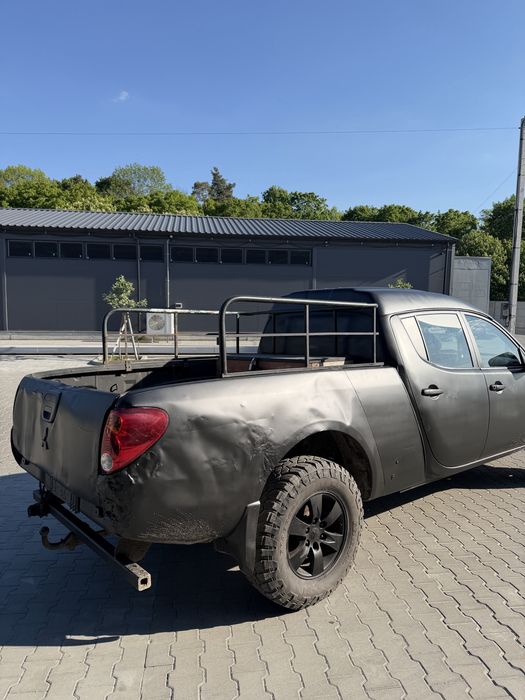 Продам mitsubishi l200