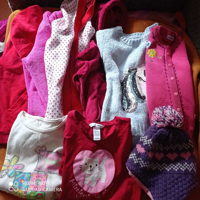 Одежда на девочку 6-8 лет, набор теплых кофт, свитер