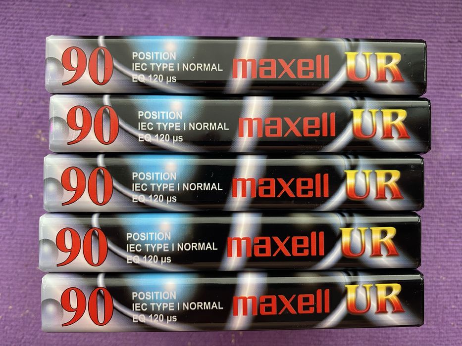 Maxell UR90 аудиокассета.