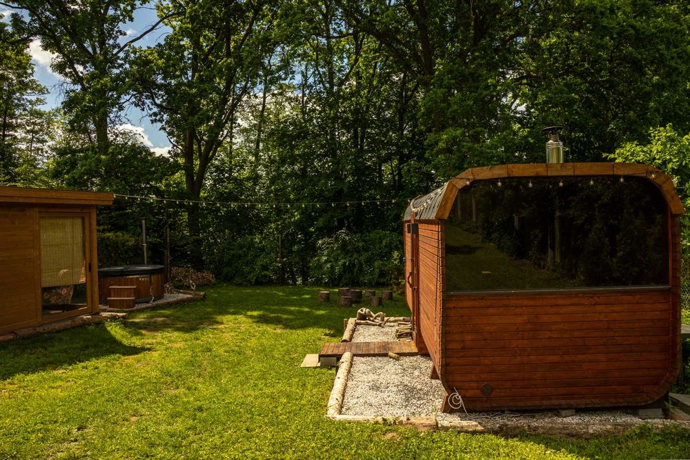 Domek "Przy Lesie SPA". 100 metrów od jeziora SAUNA BANIA JACUZZI