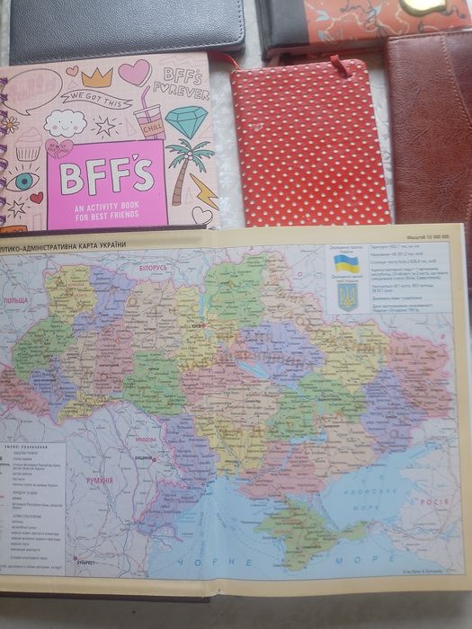 Блокноты новые . Цена за всё.