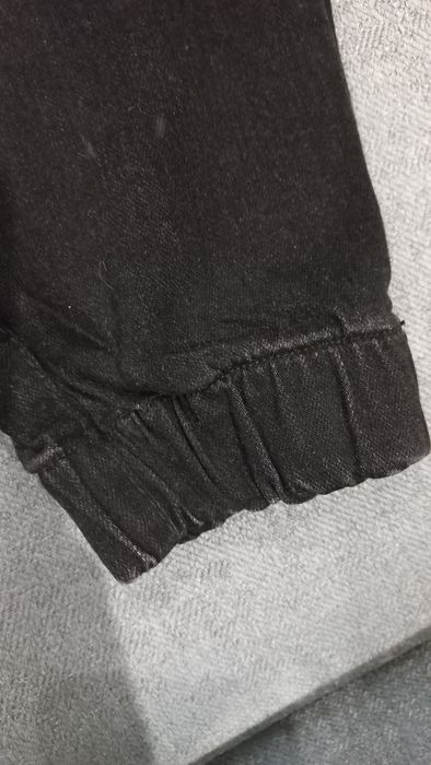 Нові джинсові джогери на підлітка/чоловіка розмір W31