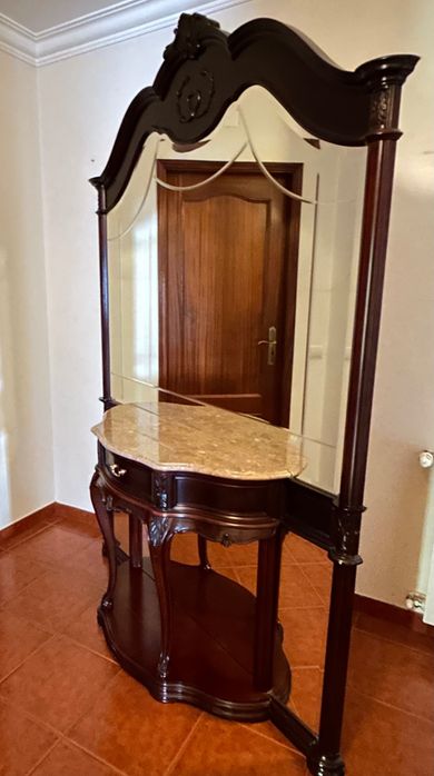 Armários com arrumação e de decoração