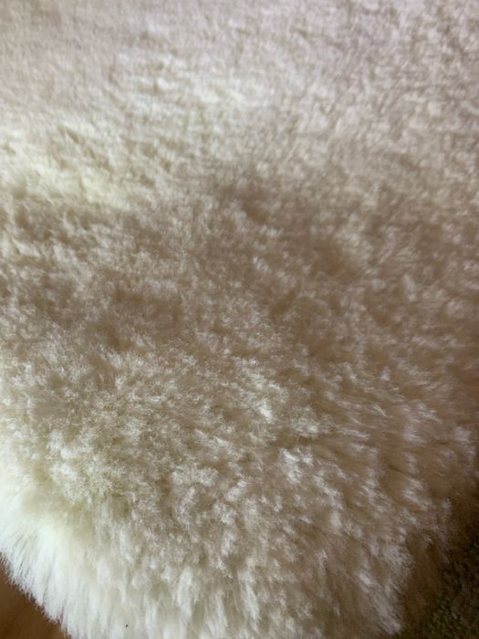 Дуже гарний килим ,з якісної тканини