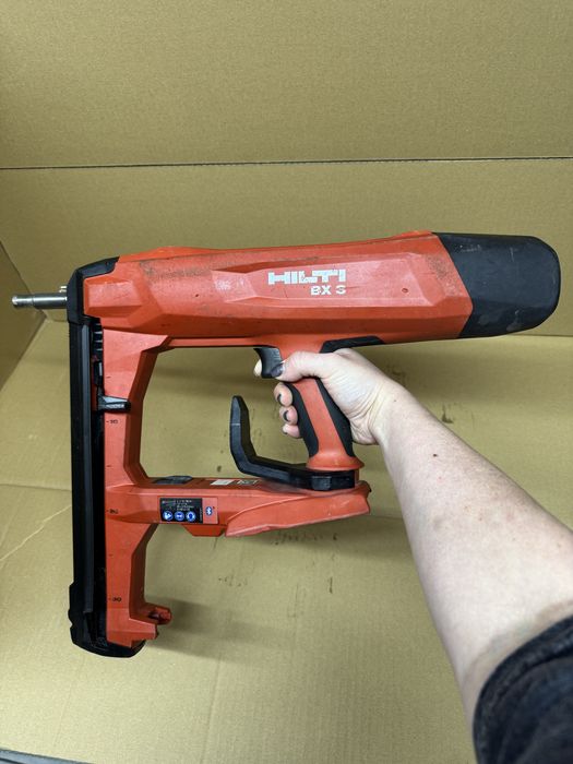 Osadzak Hilti BX3 używany sprawny