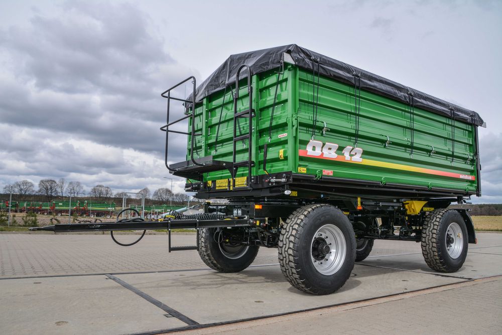 Przyczepa rolnicza burtowa METAL-TECH DB 12 Ton plandeka zaczep pomost