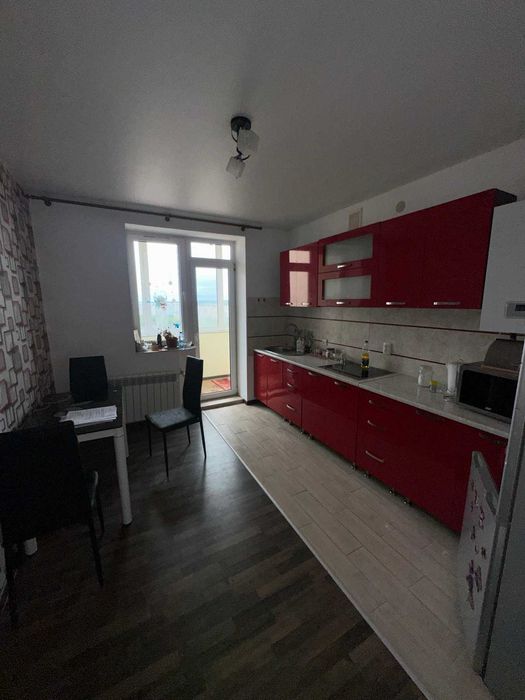 ВЛАСНИК. Продаж просторої 2к. квартири в новобудові на Шевченка