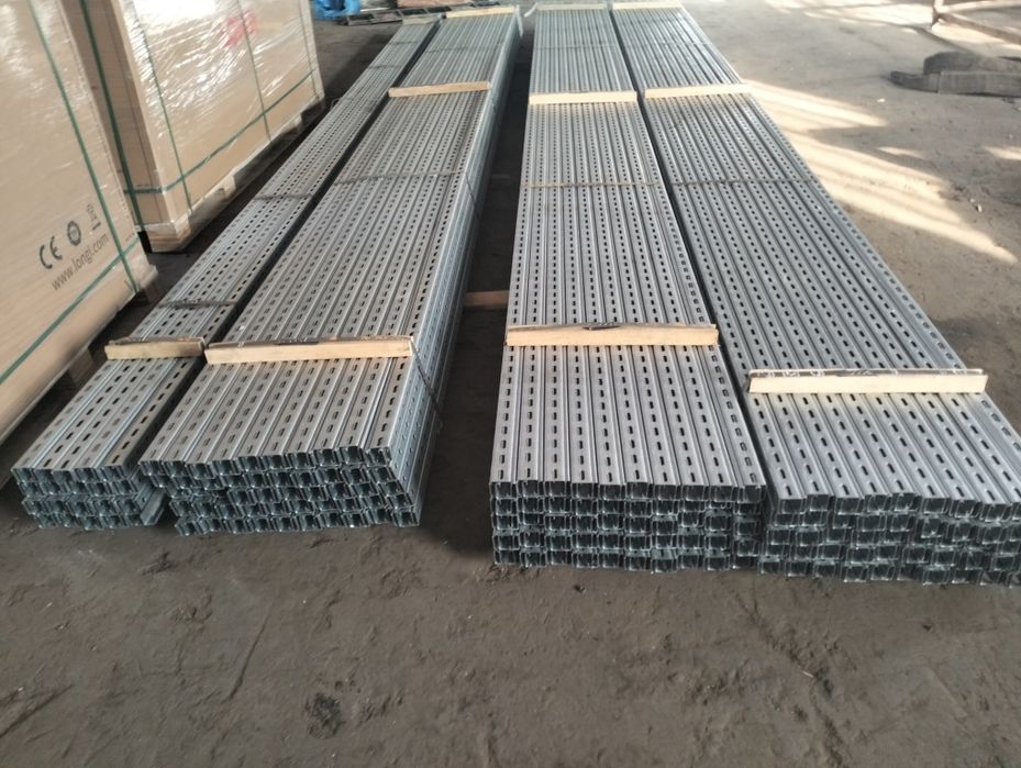 Профіль кріплення сонячних панелей. Профіль монтажний СЕС