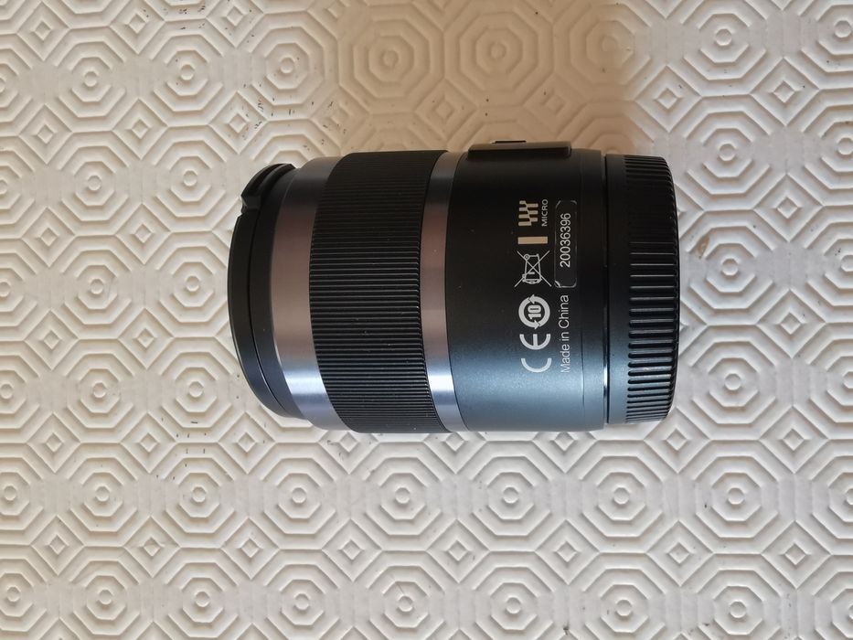 Lente Xiaoyi MFT 42.5 1.8 normal +macro