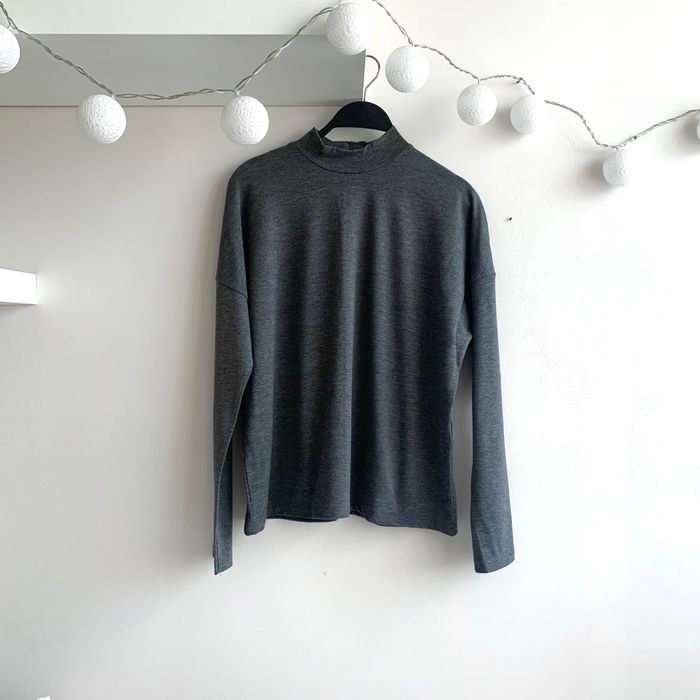 ciemnoszary sweterek z golfem oversize Stradivarius 36 / S długi rękaw