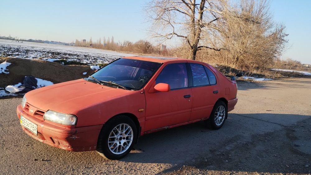 Nissan Primera p10