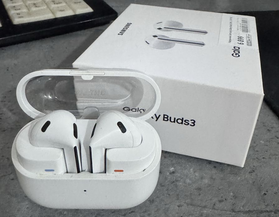 Наушники Samsung Galaxy Buds 3