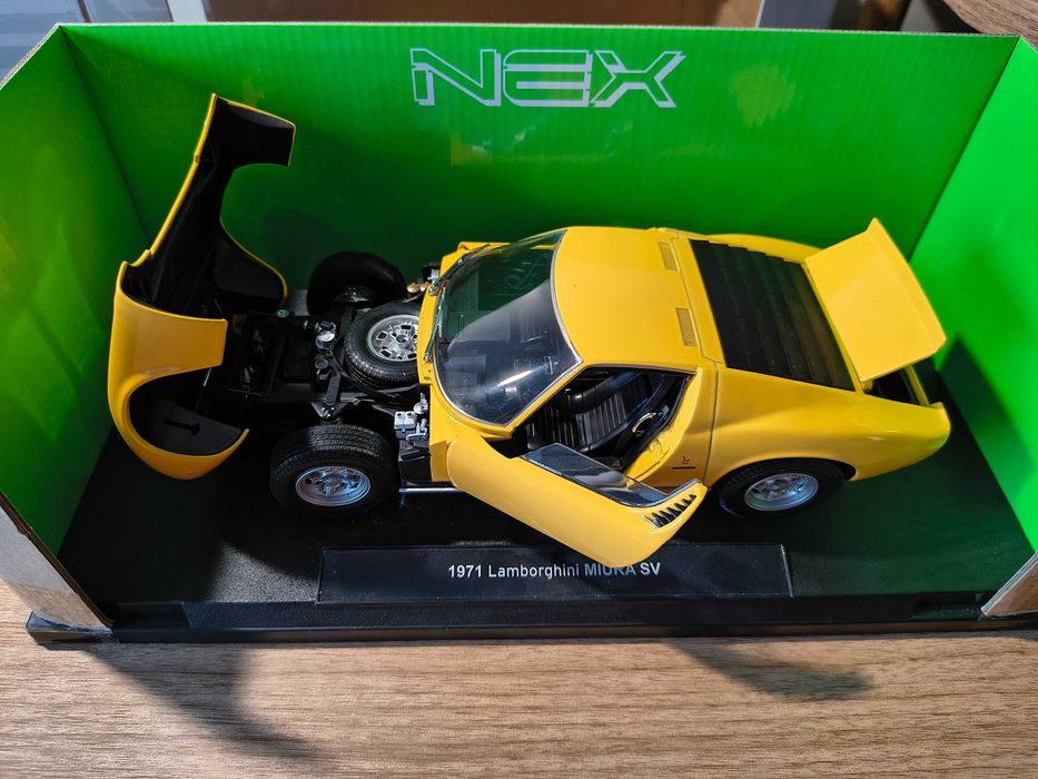 Lamborghini Miura 1:18 welly