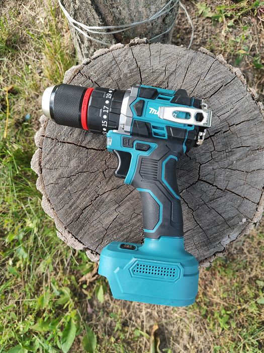 Шуруповерт ударний безщітковий посадка Makita