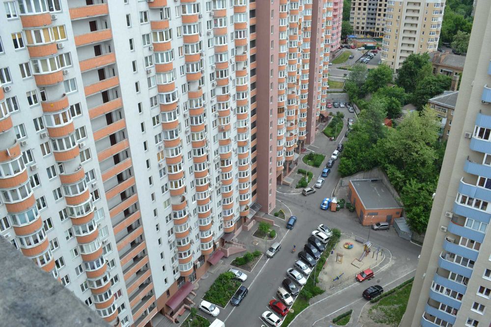 Хостел рядом с Выдубичами, Голосеевка – жильё по карману каждому!