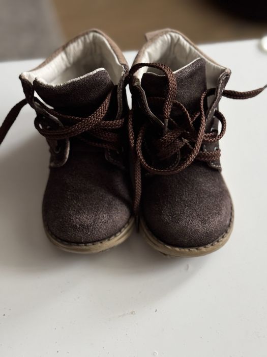 Ботінки на дитину