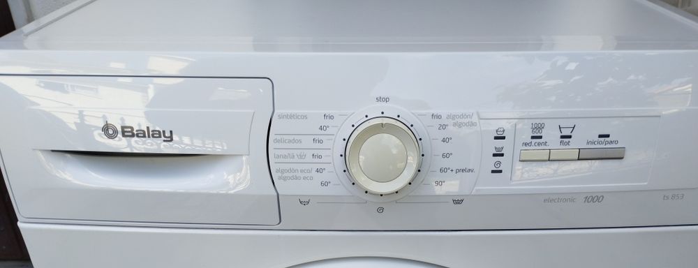 Máquina de lavar roupa BALAY
