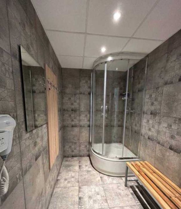 Продаж офісу, бізнес центр «Преміум» класу «В»