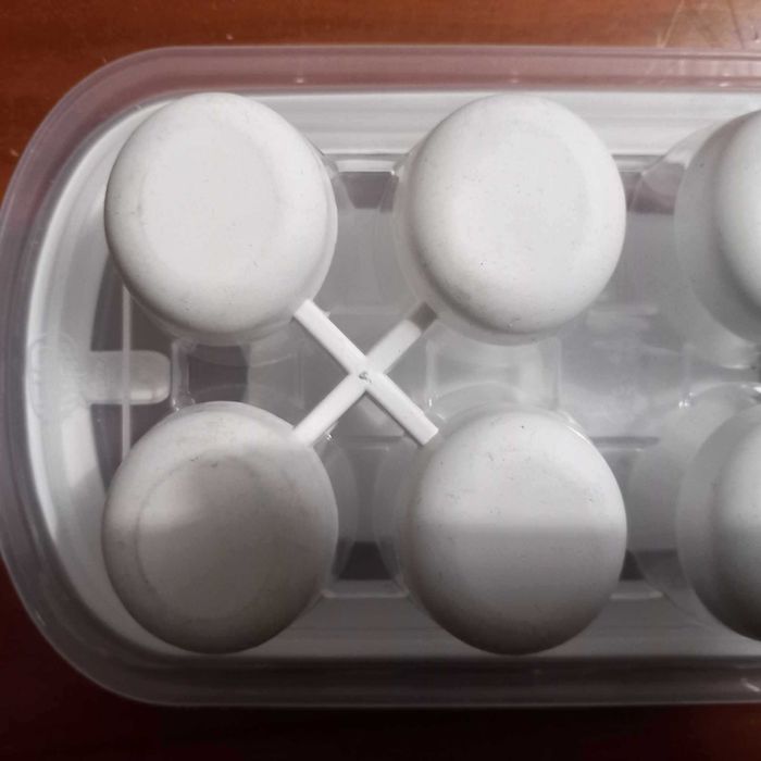 New Silicone Ice Cube Tray with Lid64376380434818124