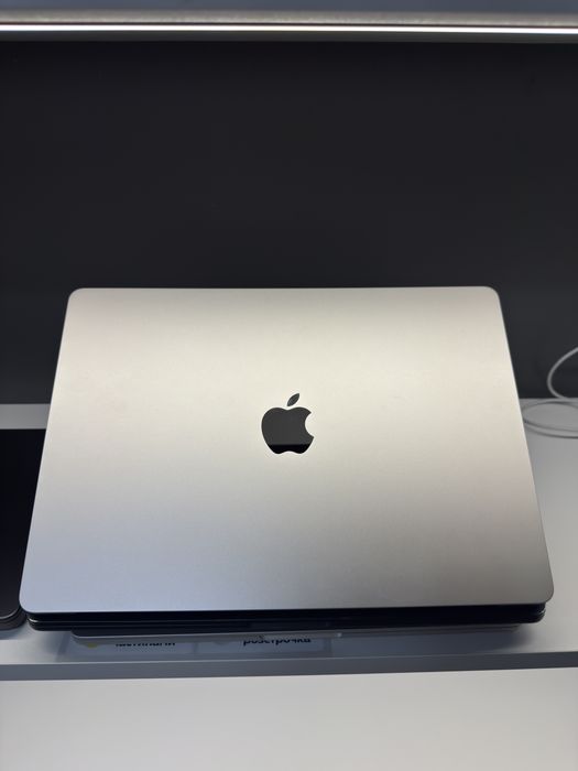 MacBook Air M2 16/512 Appleケアー残あり！ macbook air m2 16 512 - купити ноутбуки - Ціна на OLX.ua