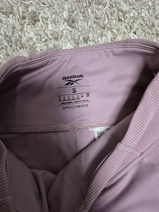 Лосини Oysho, Reebok