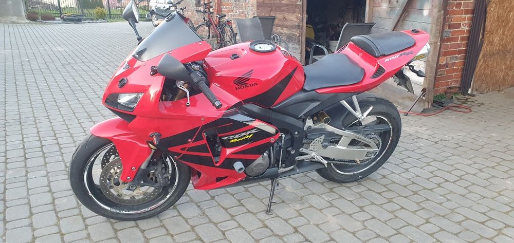 Honda cbr600rr pc37 polift