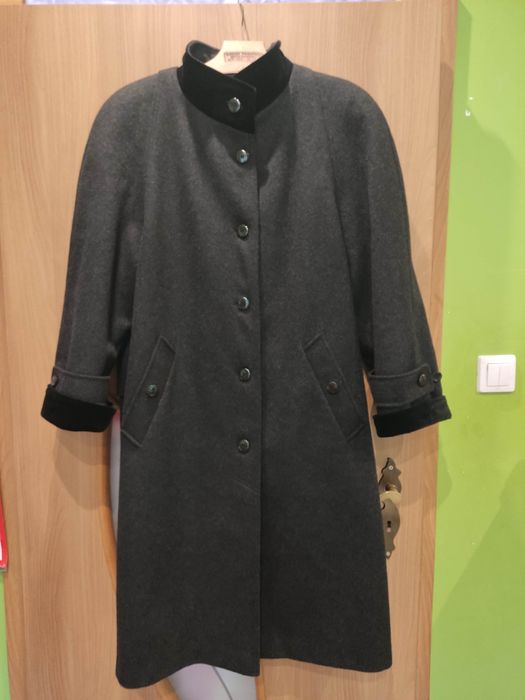 Płaszcz klasyczny nowy wełna z Tyrolu